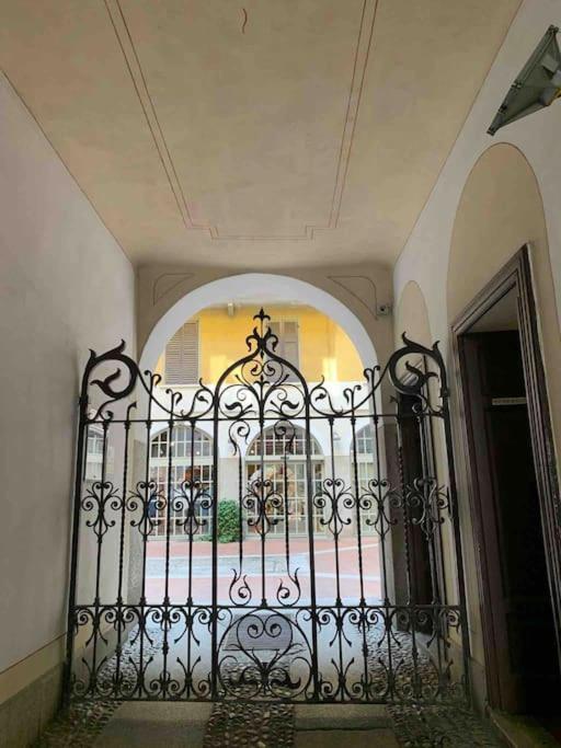 La Casa Alle Colonne - Navigliapartments Милан Экстерьер фото